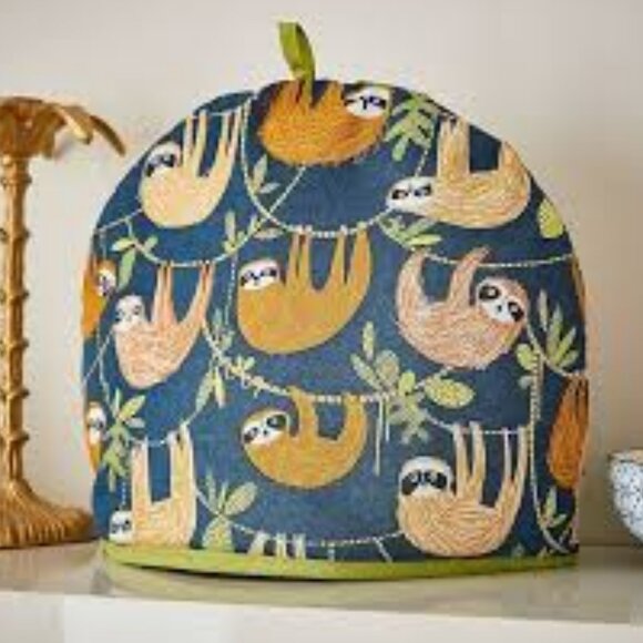 ULSTER WEAVERS Hanging Around Sloth Tea Cozy NWT - Picture 1 of 1
